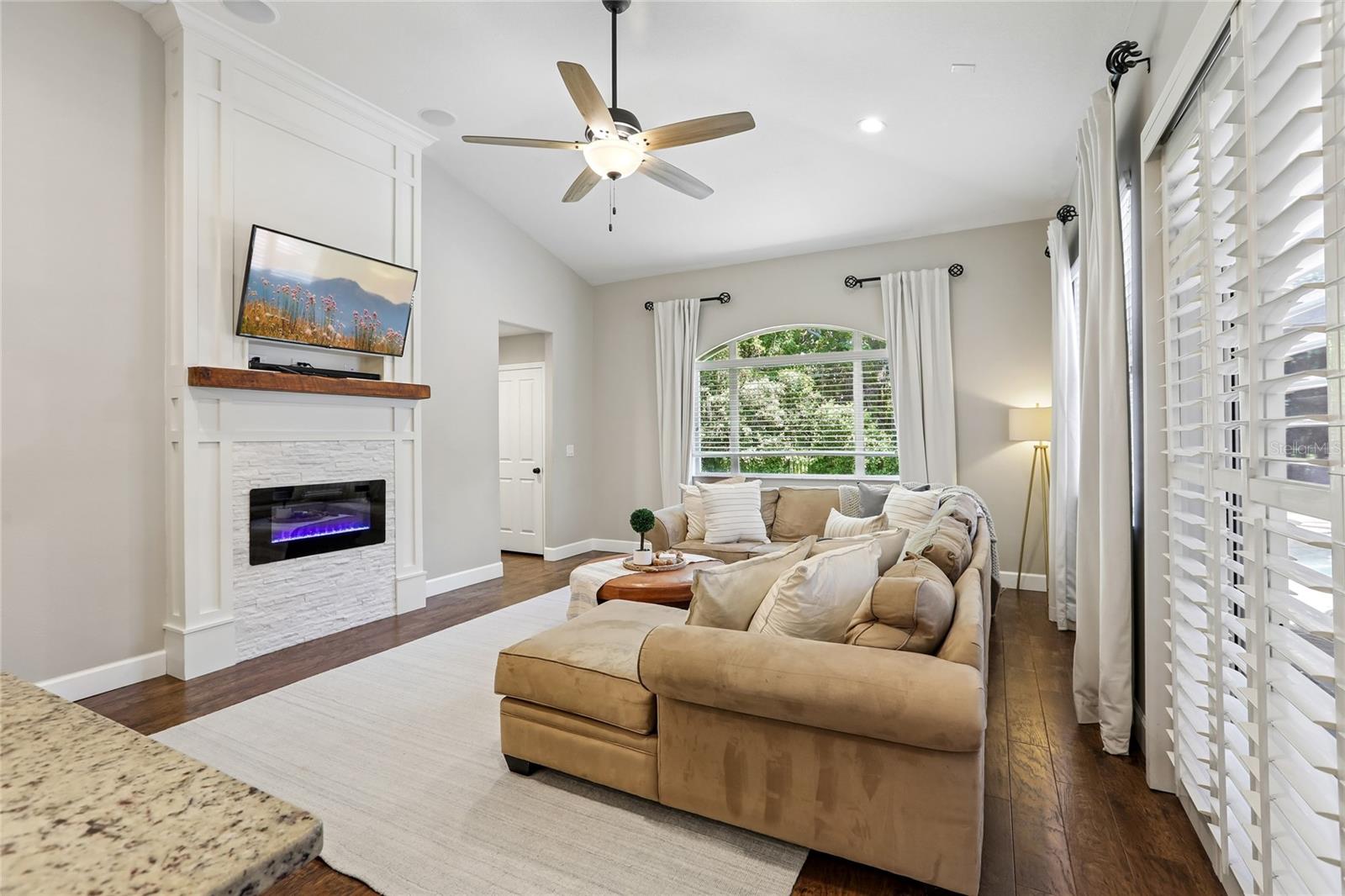 FISHHAWK RANCH PH 2 PRCL - Residential