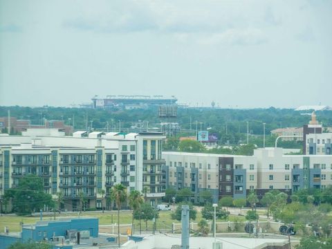 A home in TAMPA