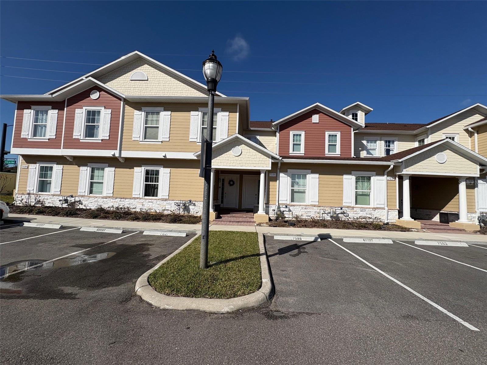 7595 SUNFLOWER CIRCLE