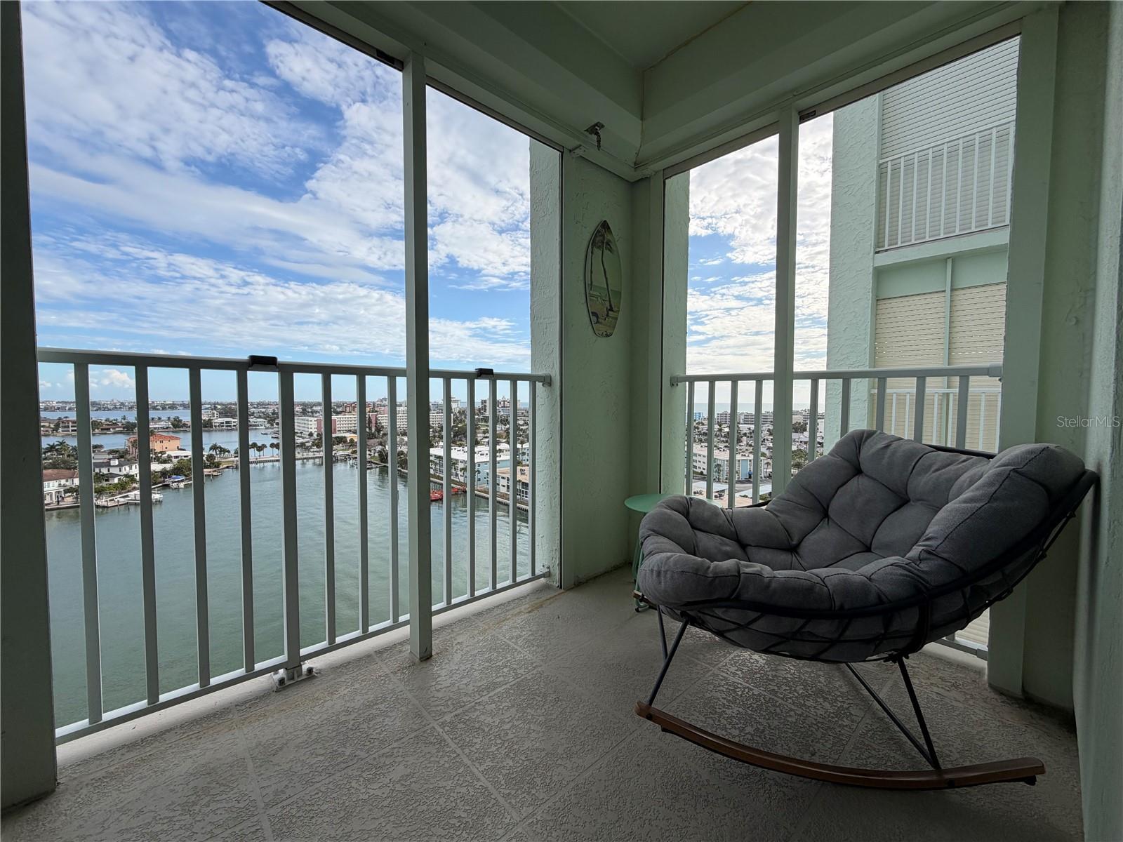 THREE PALMS POINTE CONDO - Residential Lease