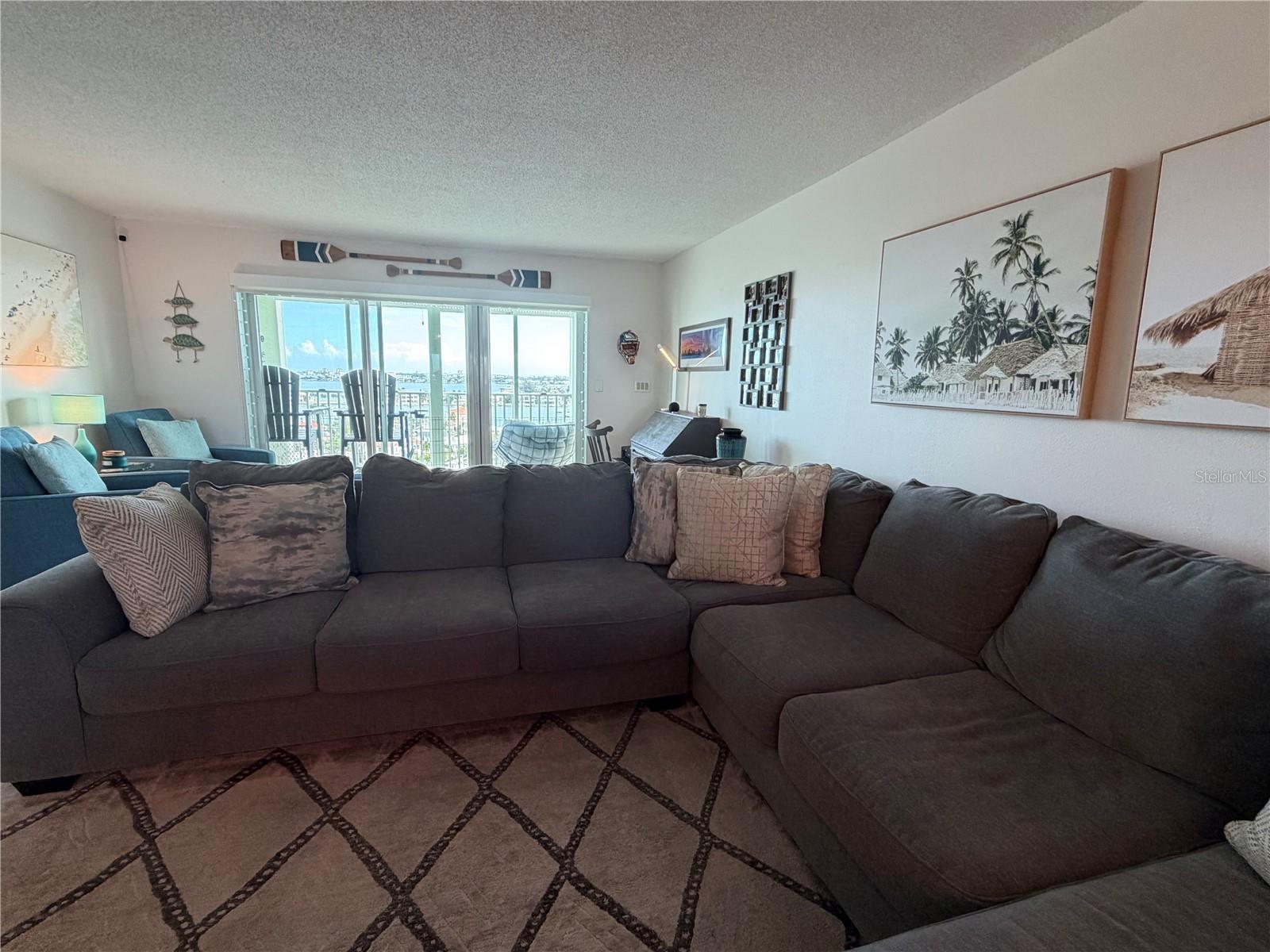 THREE PALMS POINTE CONDO - Residential Lease