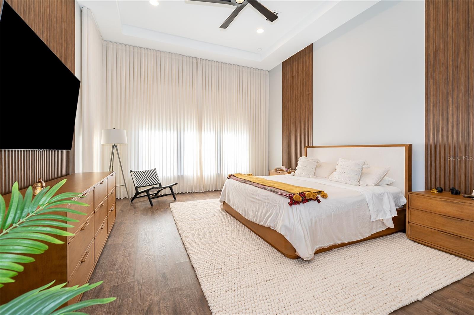 BELLA COLLINA SUB - Residential