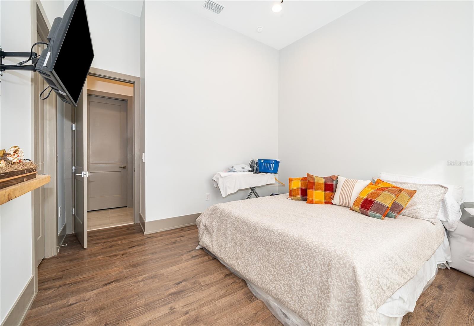 BELLA COLLINA SUB - Residential