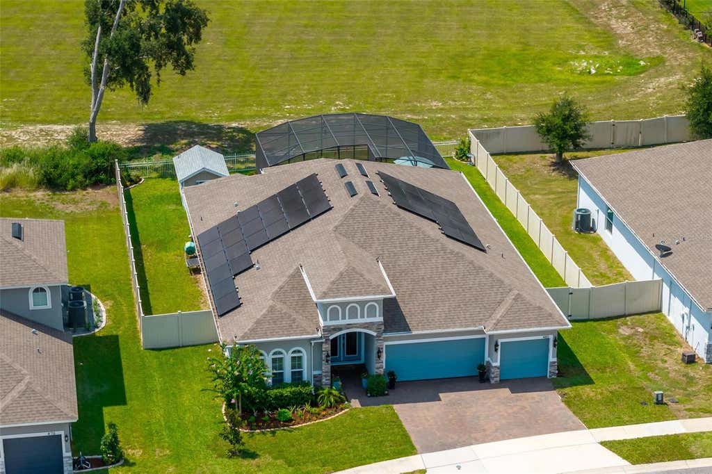 Photo of 480 Avila Place, Howey In The Hills, FL 34737 (MLS # G5116427)