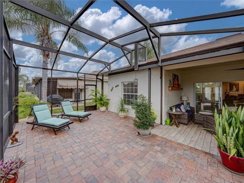 A home in LAKE WALES