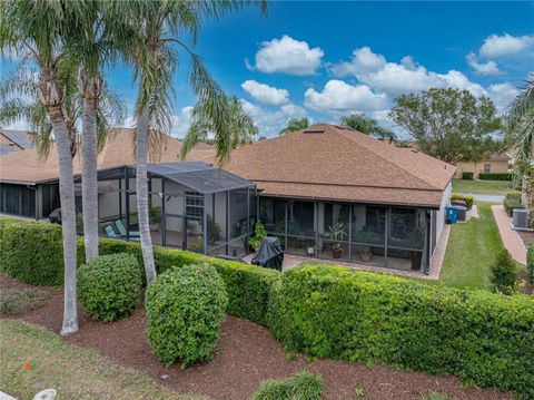 A home in LAKE WALES