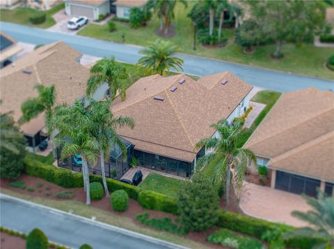 A home in LAKE WALES