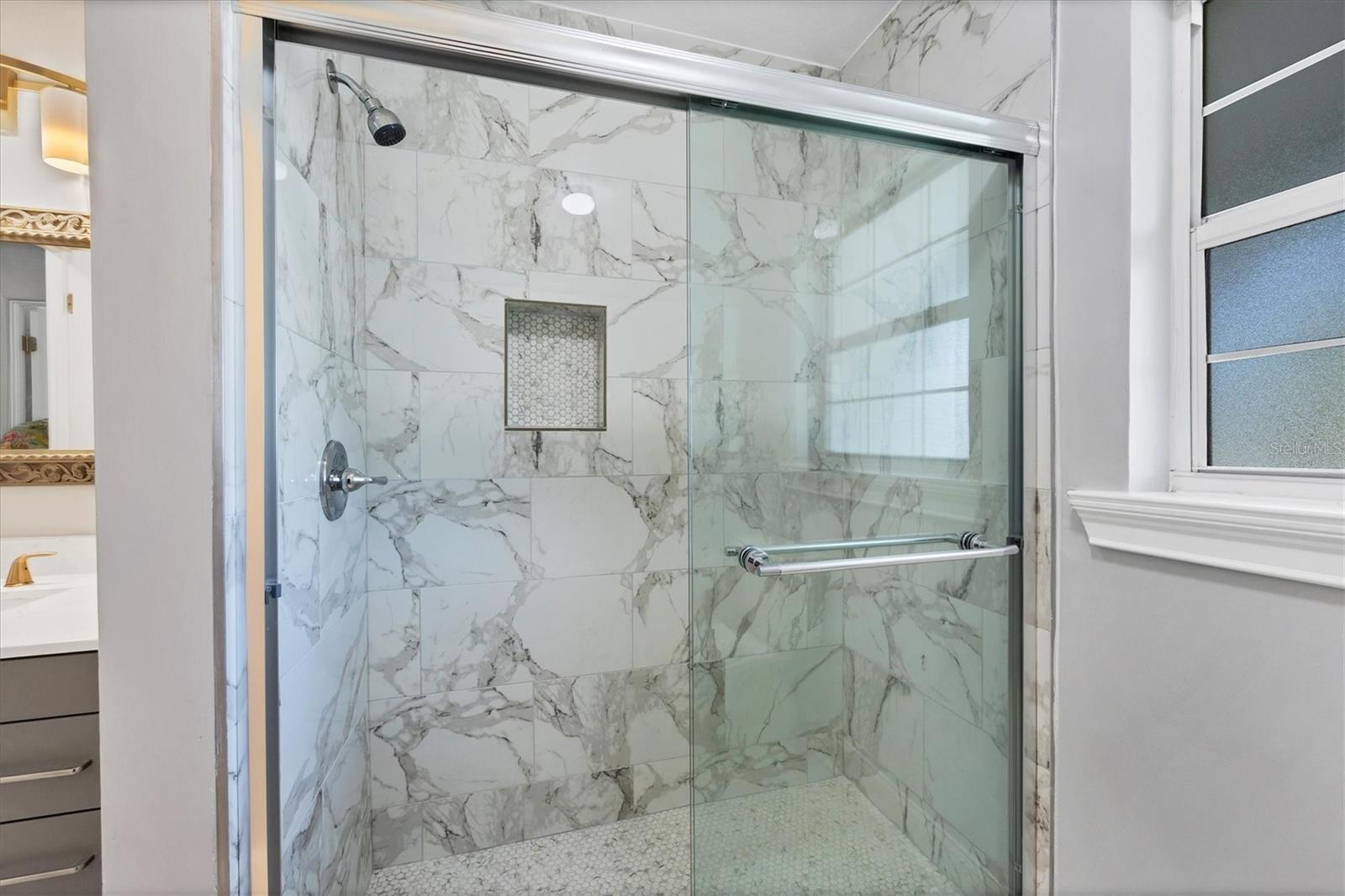 SOUTH GATE UNIT 25 - Residential