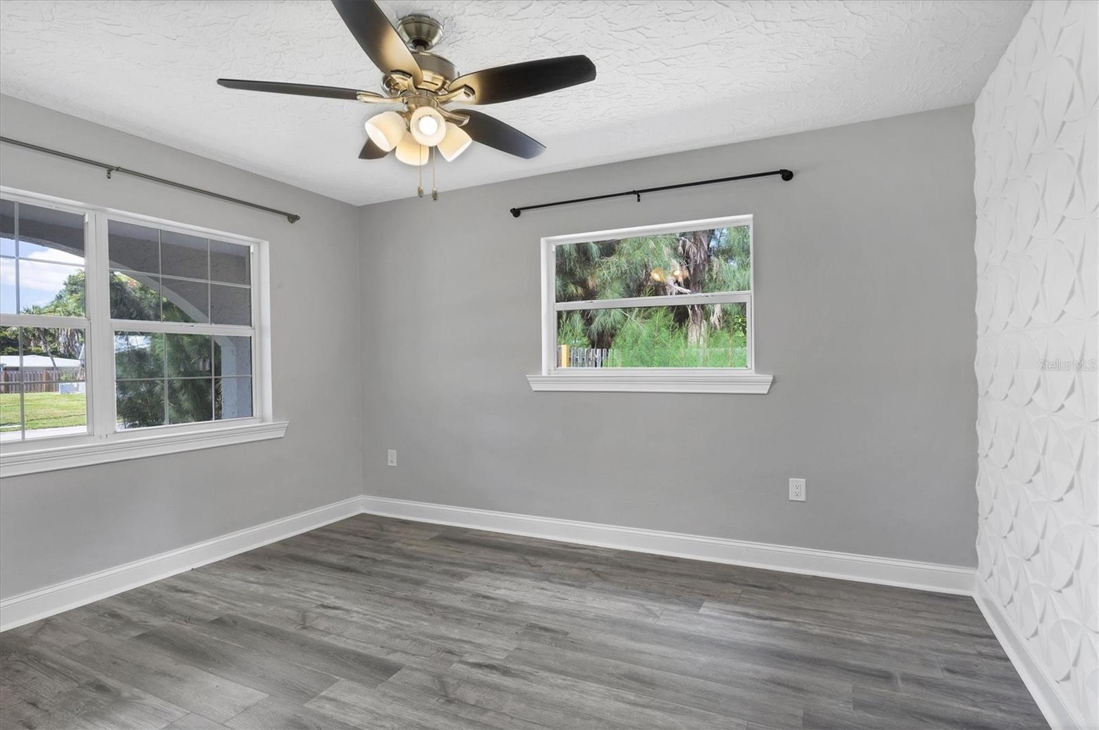 SOUTH GATE UNIT 25 - Residential