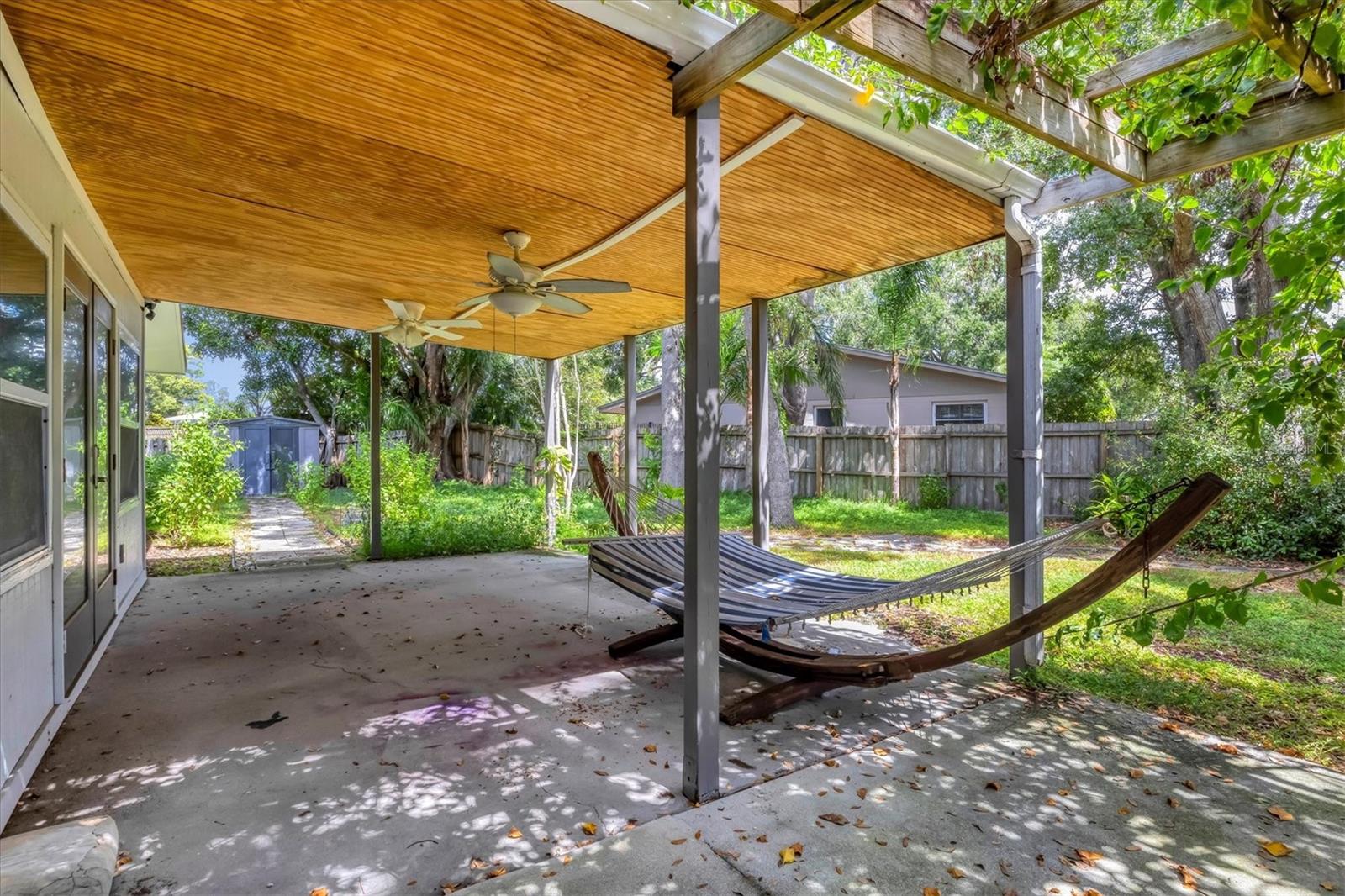 SOUTH GATE UNIT 25 - Residential