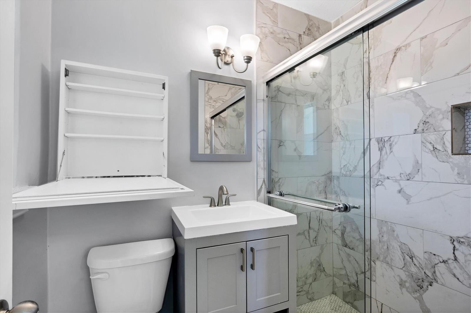 SOUTH GATE UNIT 25 - Residential