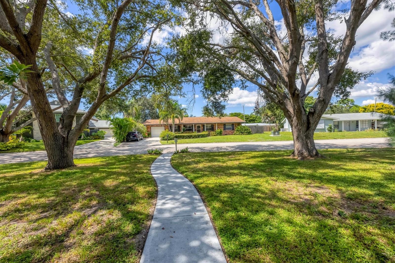 SOUTH GATE UNIT 25 - Residential