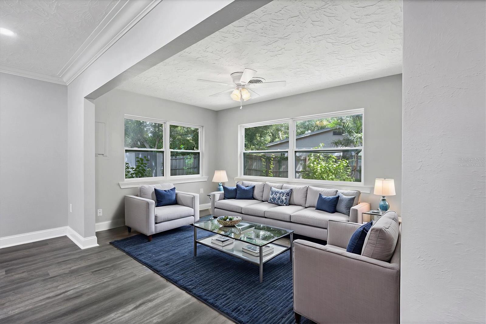 SOUTH GATE UNIT 25 - Residential