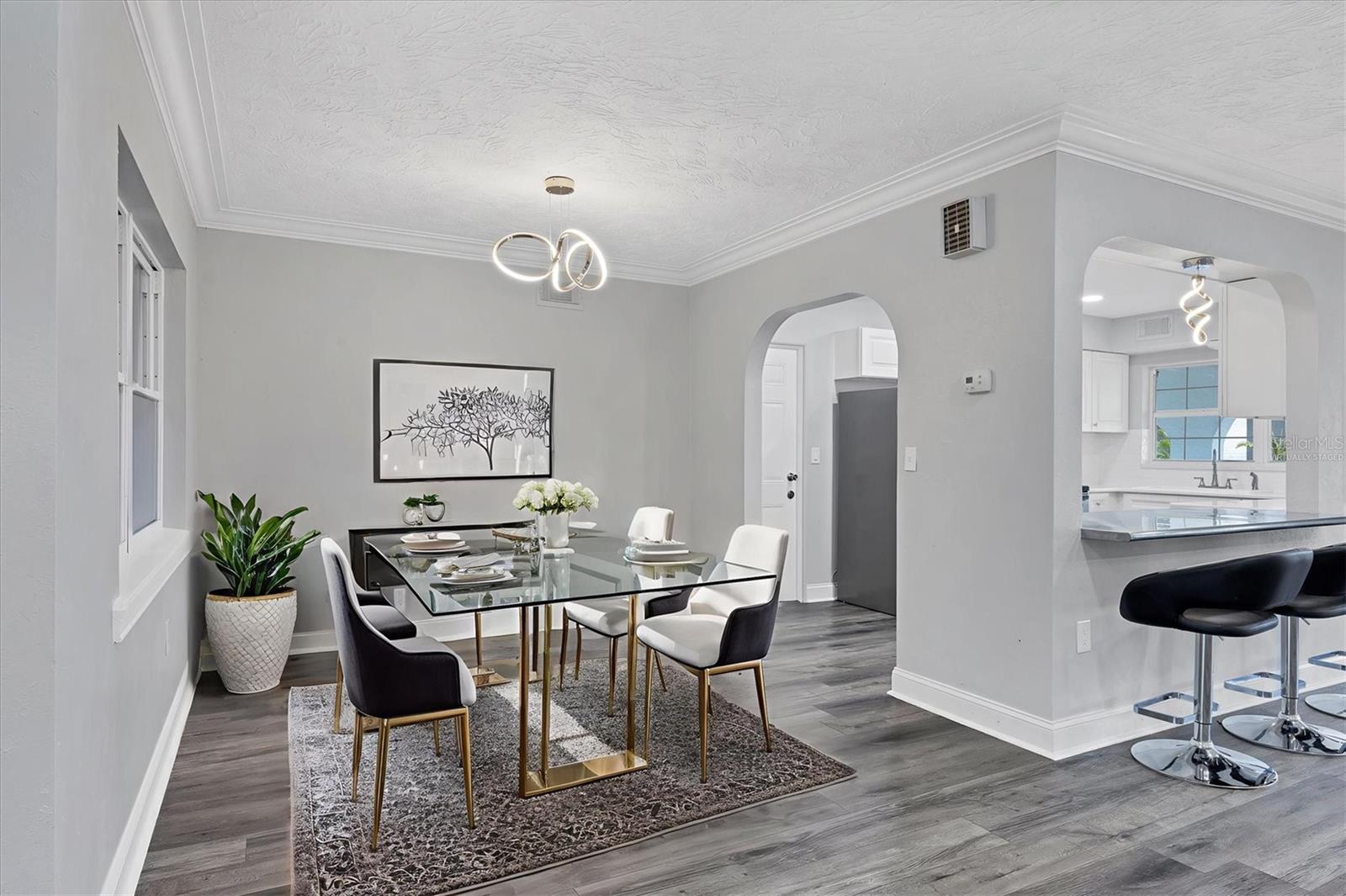 SOUTH GATE UNIT 25 - Residential