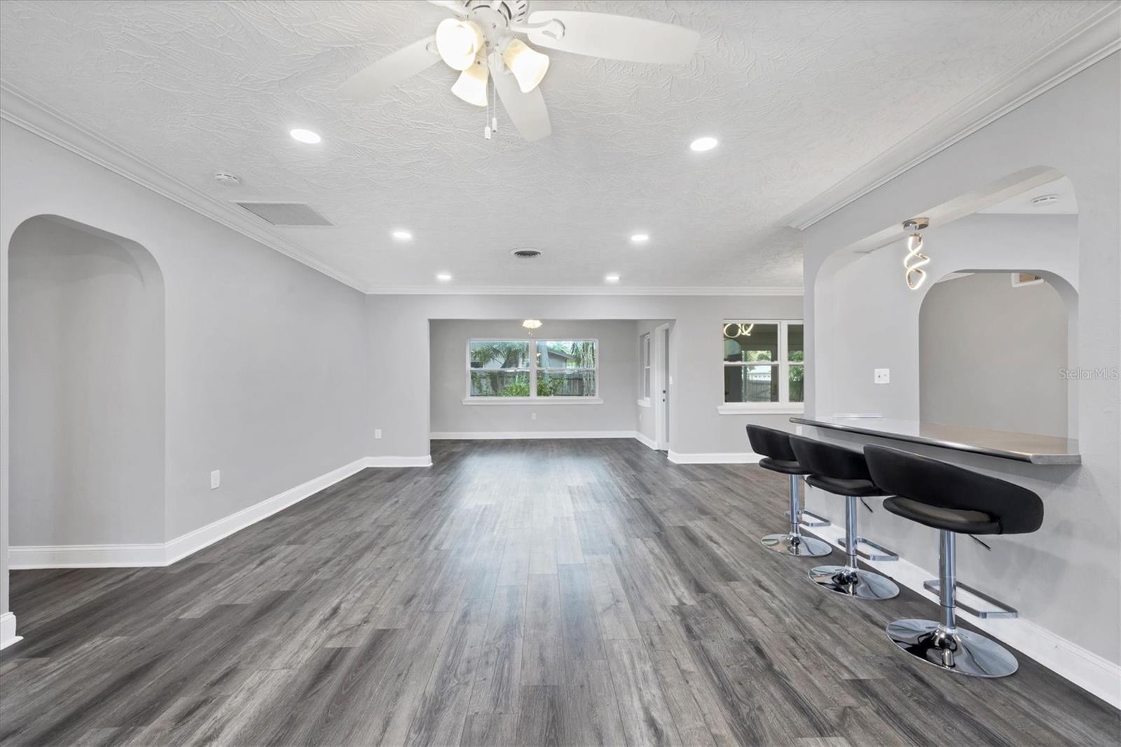 SOUTH GATE UNIT 25 - Residential