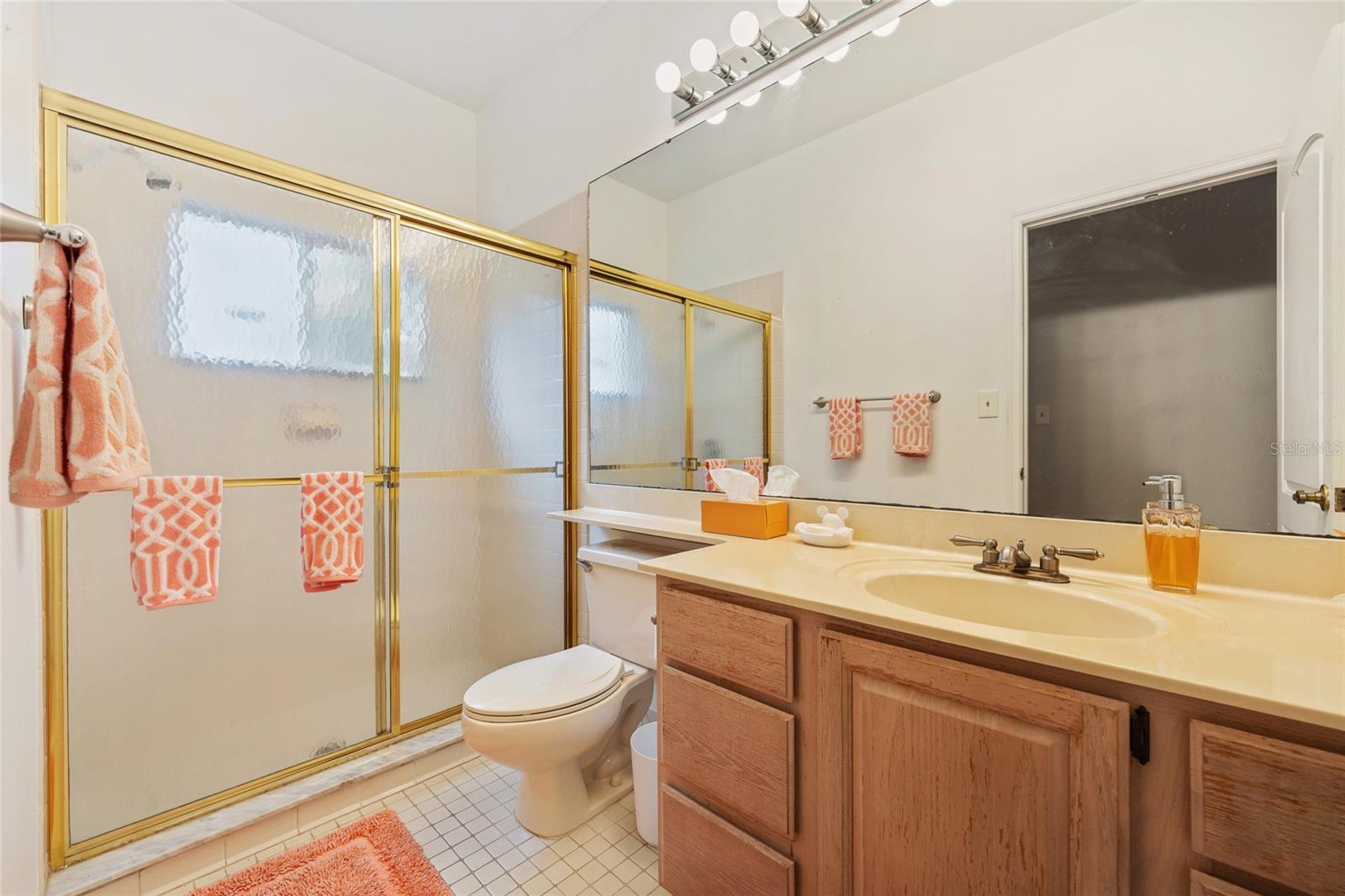 PARKVIEW POINTE - Residential