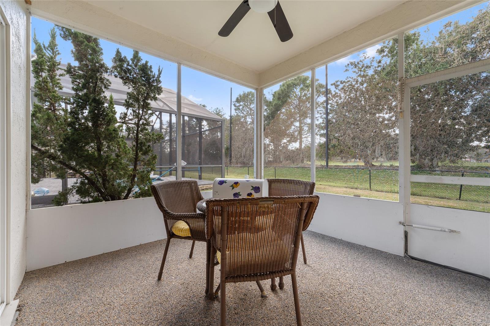 PARKVIEW POINTE - Residential