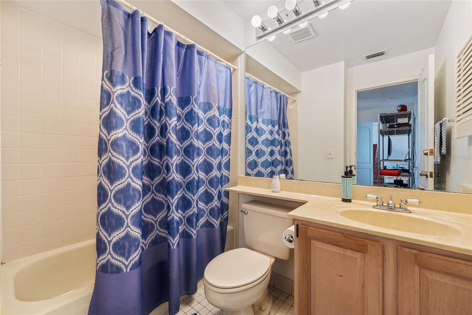 PARKVIEW POINTE - Residential