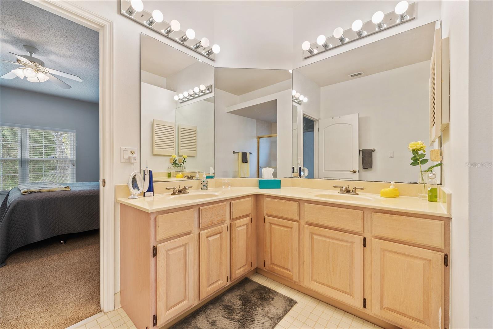 PARKVIEW POINTE - Residential