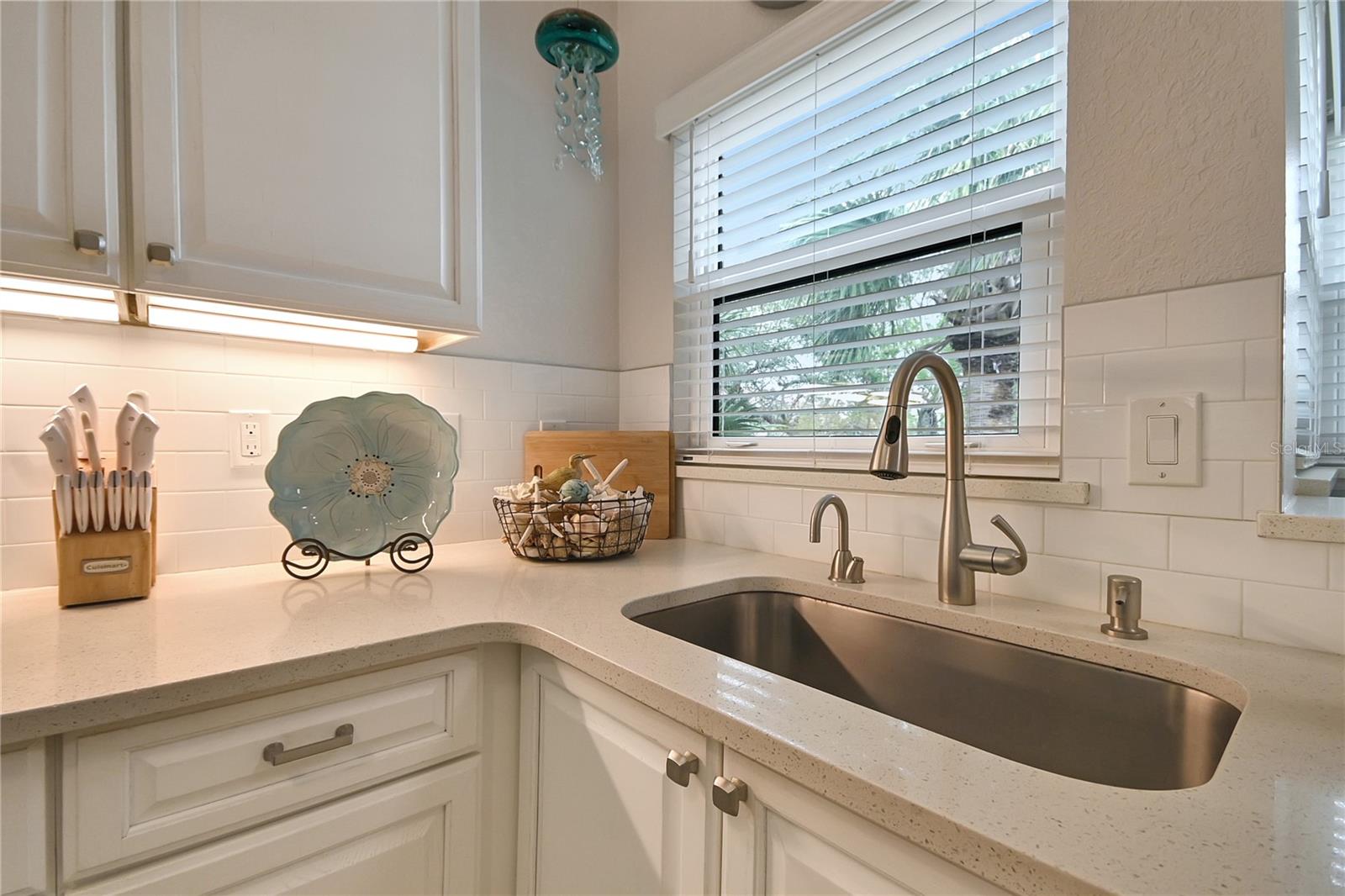 BOUCHELLE ISLAND CONDO - Residential