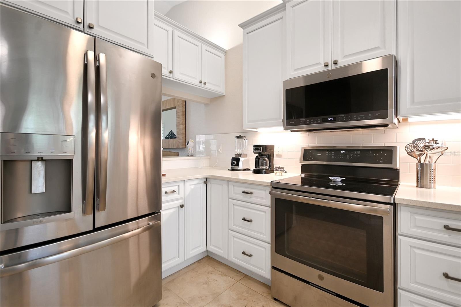 BOUCHELLE ISLAND CONDO - Residential