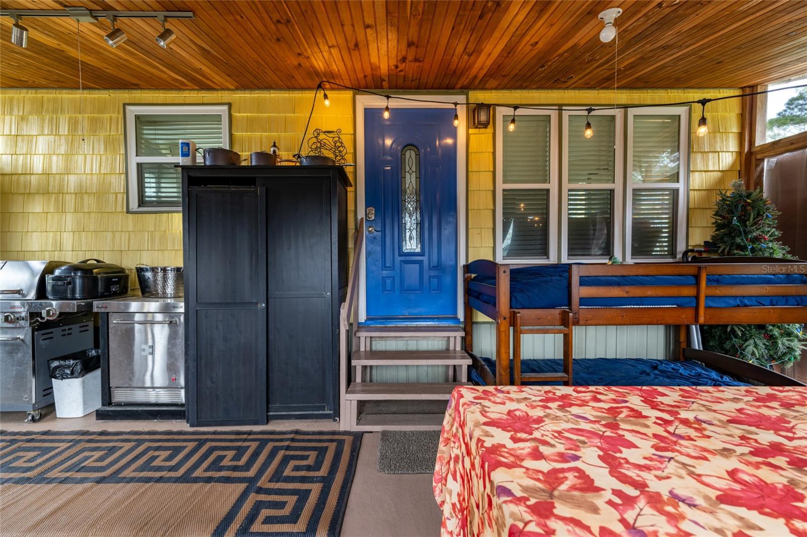 GULF BEACH BEACH HEIGHTS SEC E - Residential