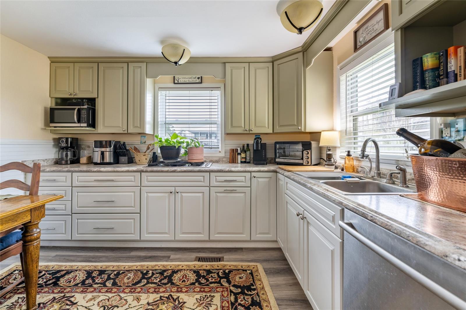 GULF BEACH BEACH HEIGHTS SEC E - Residential