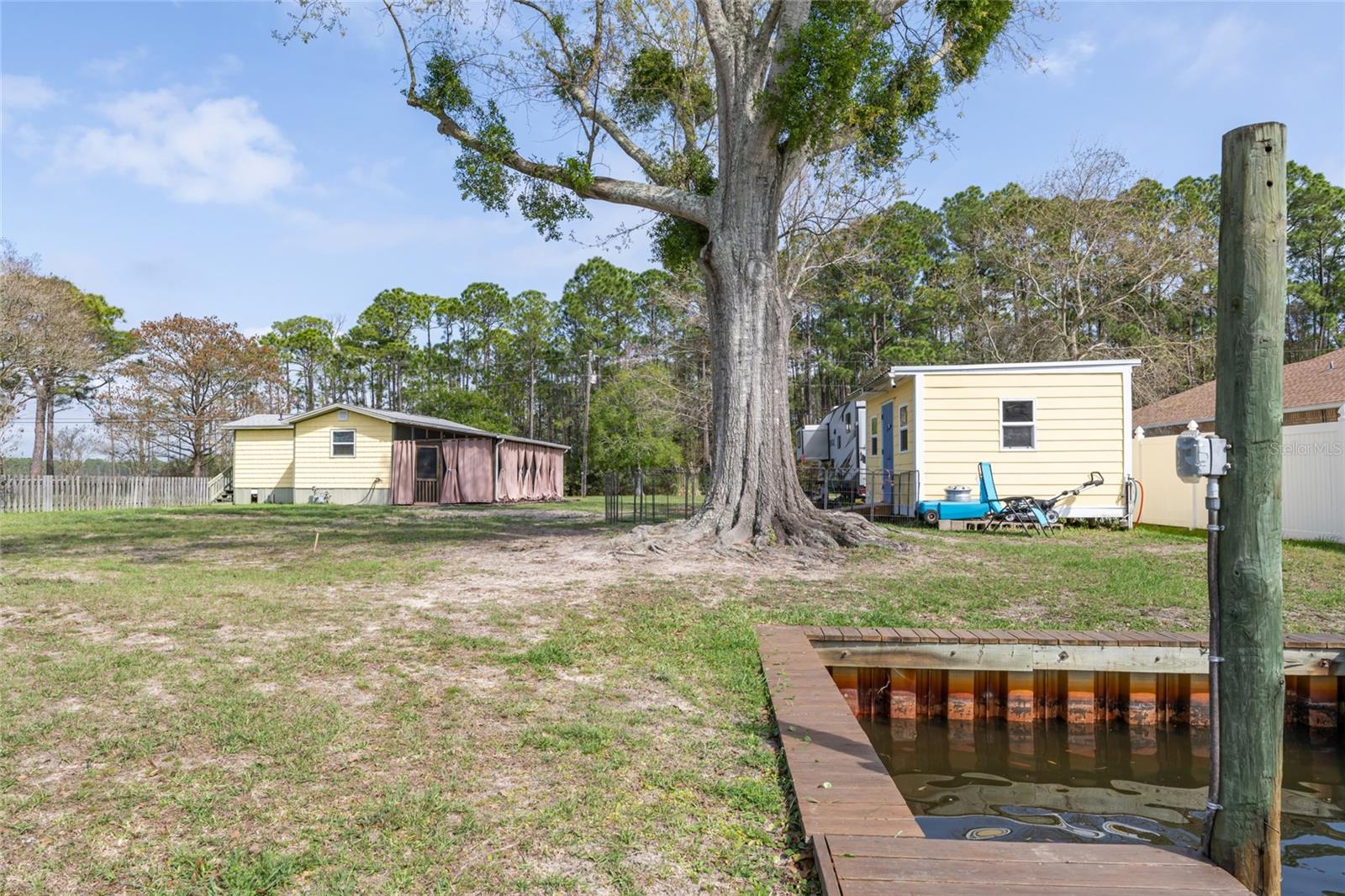 GULF BEACH BEACH HEIGHTS SEC E - Residential