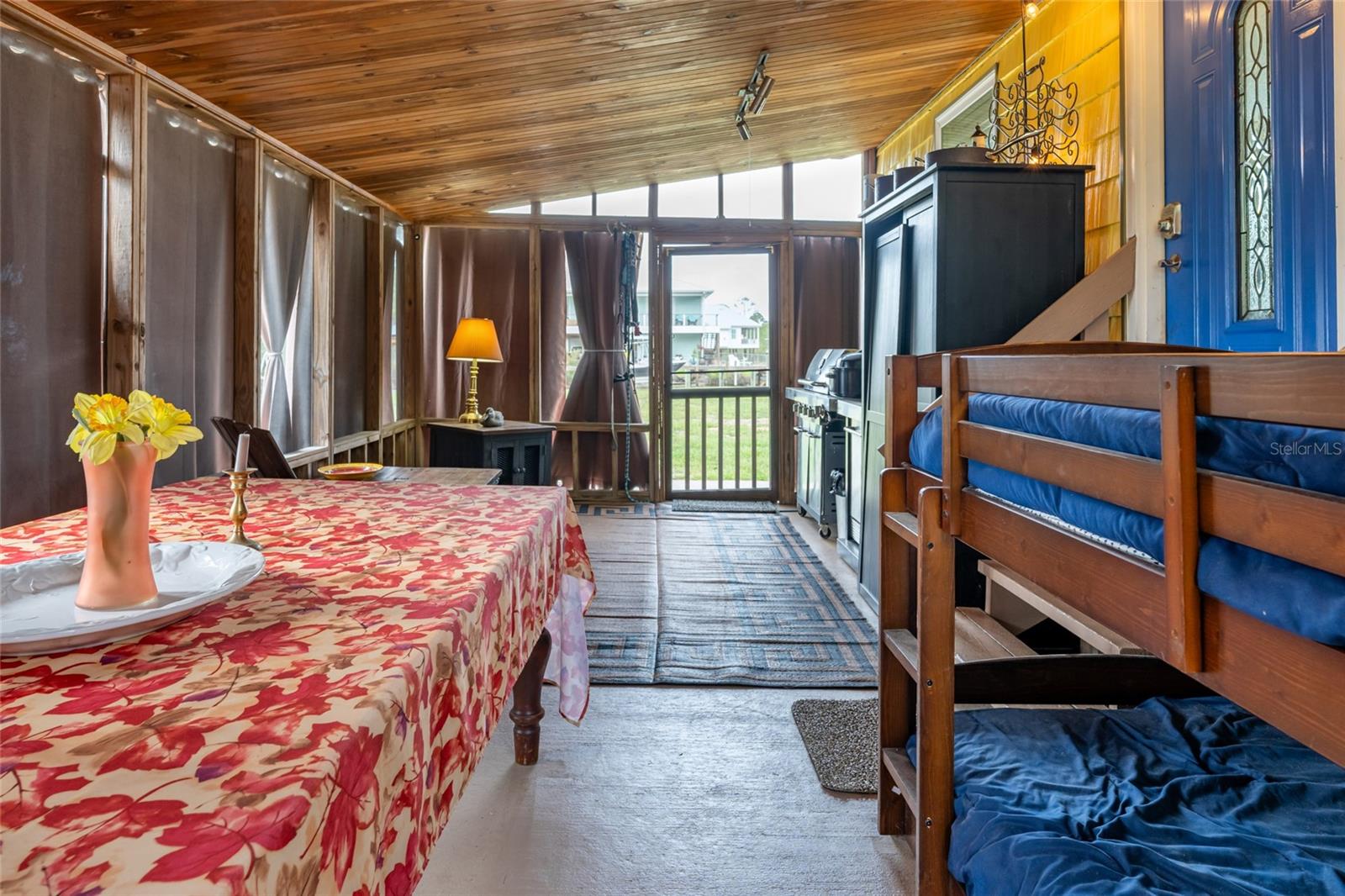 GULF BEACH BEACH HEIGHTS SEC E - Residential