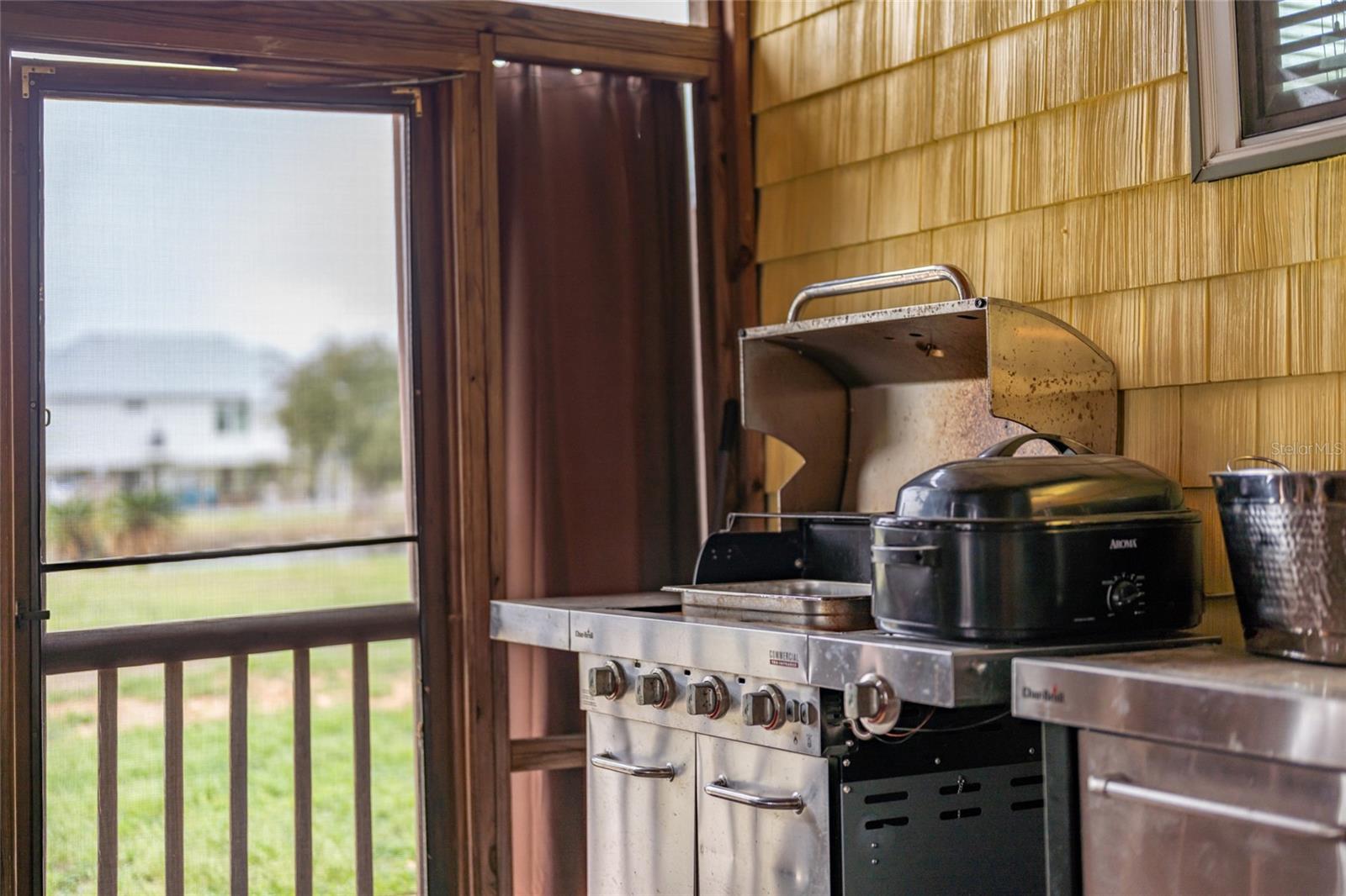 GULF BEACH BEACH HEIGHTS SEC E - Residential