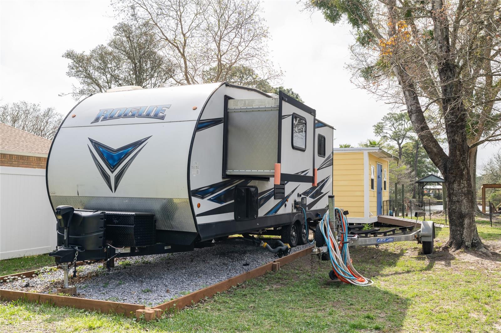 GULF BEACH BEACH HEIGHTS SEC E - Residential