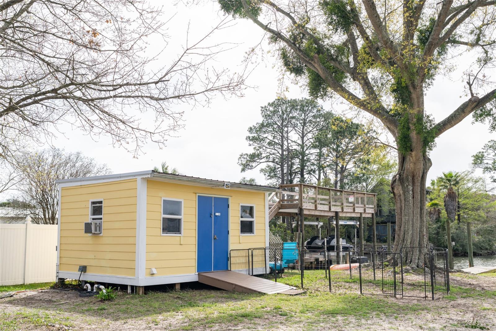 GULF BEACH BEACH HEIGHTS SEC E - Residential