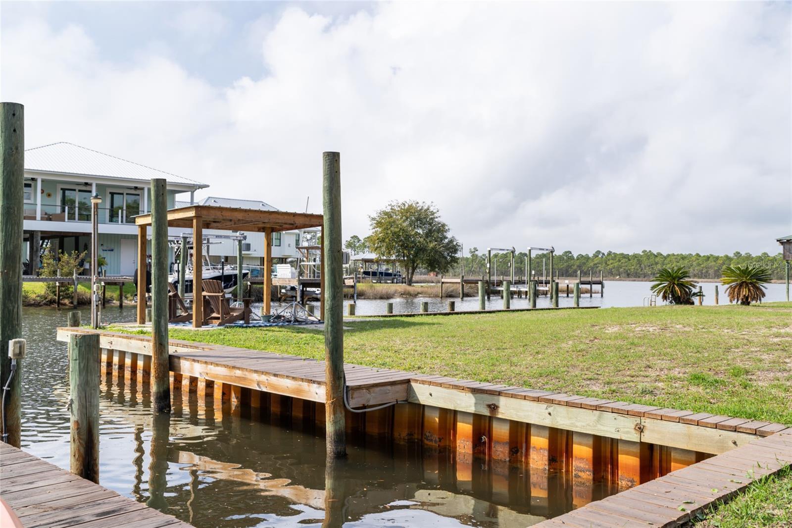 GULF BEACH BEACH HEIGHTS SEC E - Residential