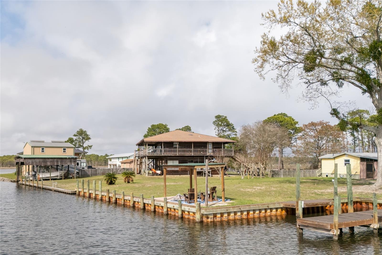 GULF BEACH BEACH HEIGHTS SEC E - Residential