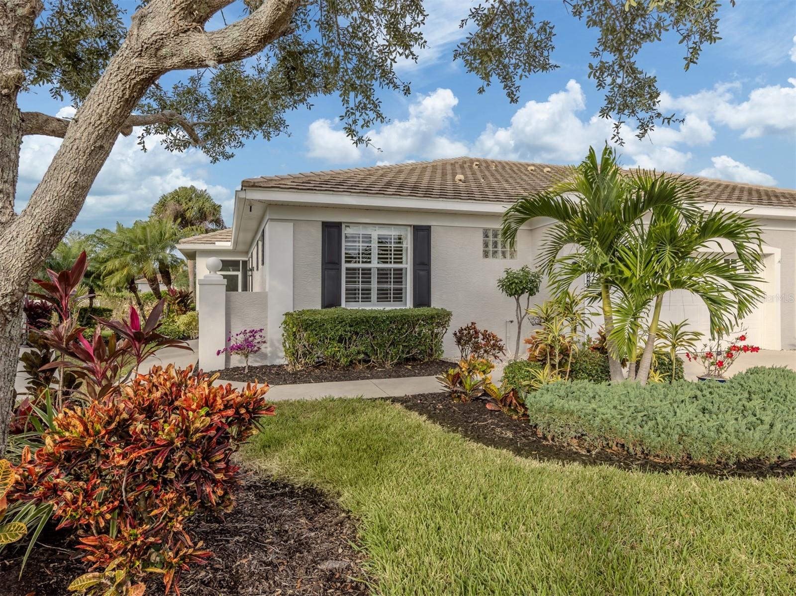 HAMPTON MEWS ST ANDREWS EAST AT PLANTATON - Residential