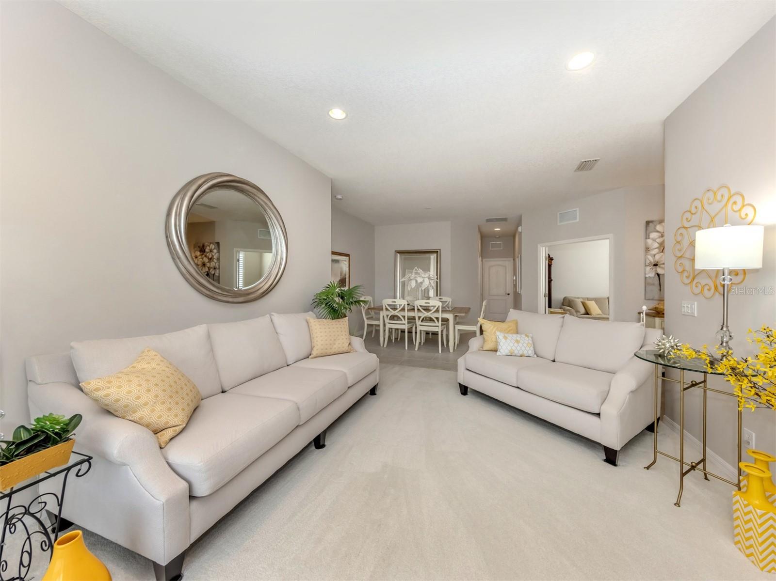 HAMPTON MEWS ST ANDREWS EAST AT PLANTATON - Residential