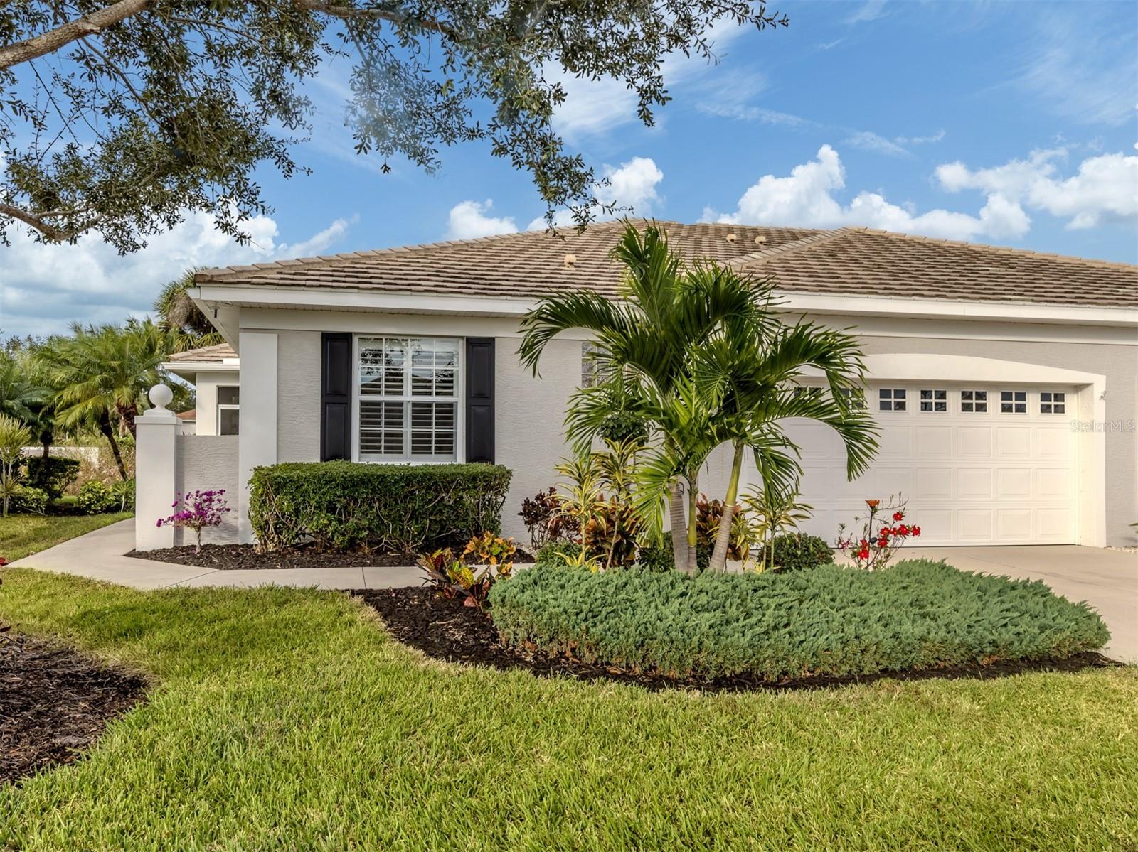 HAMPTON MEWS ST ANDREWS EAST AT PLANTATON - Residential