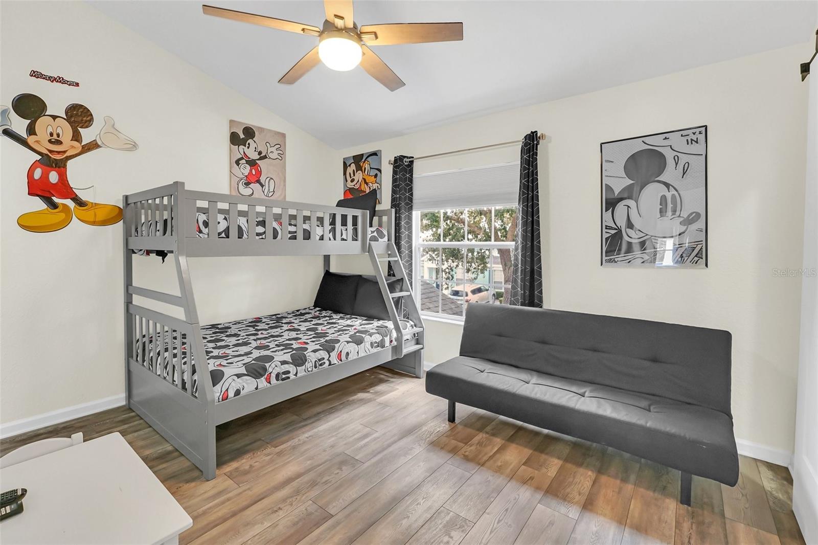 WINDSOR HILLS PH 2 - Residential