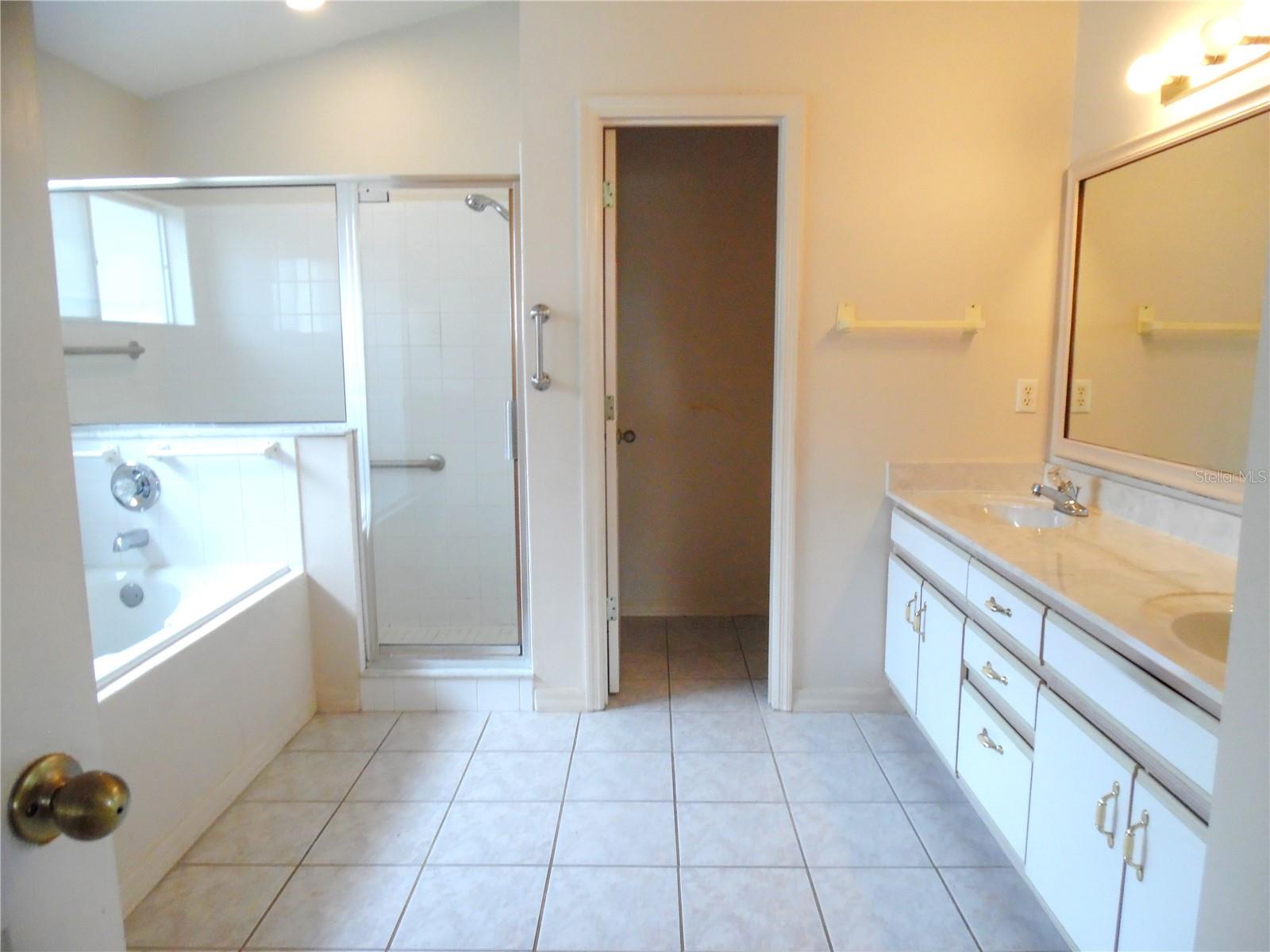 PLANTATION AT LEESBURG GOLFVIEW - Residential