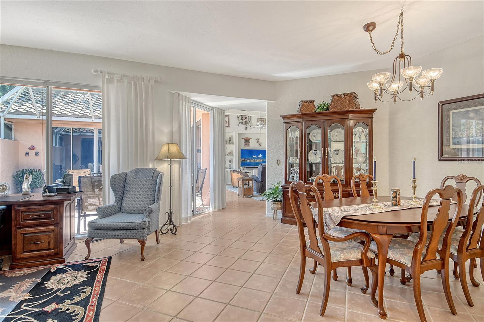3804 AMAPOLA LANE