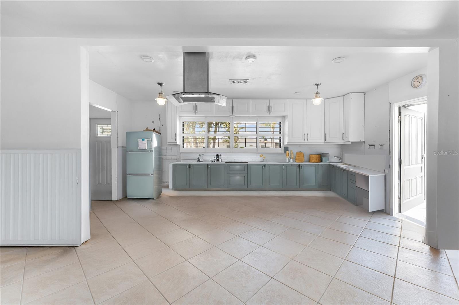 LONGBOAT KEY - Residential