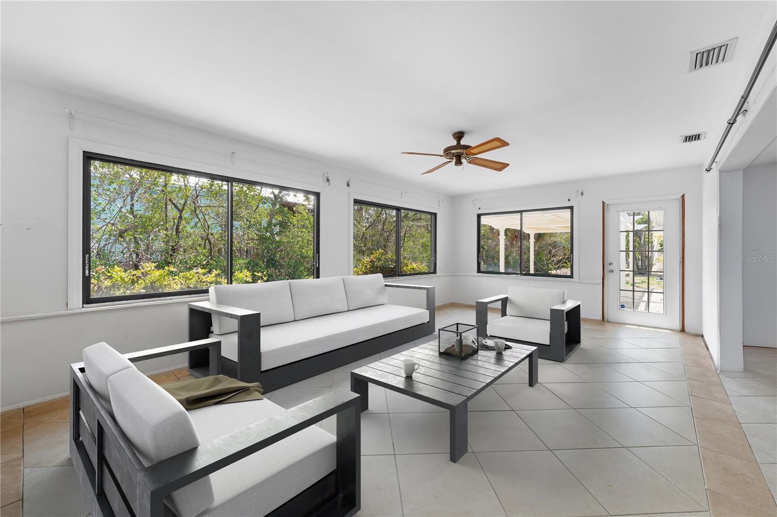 LONGBOAT KEY - Residential