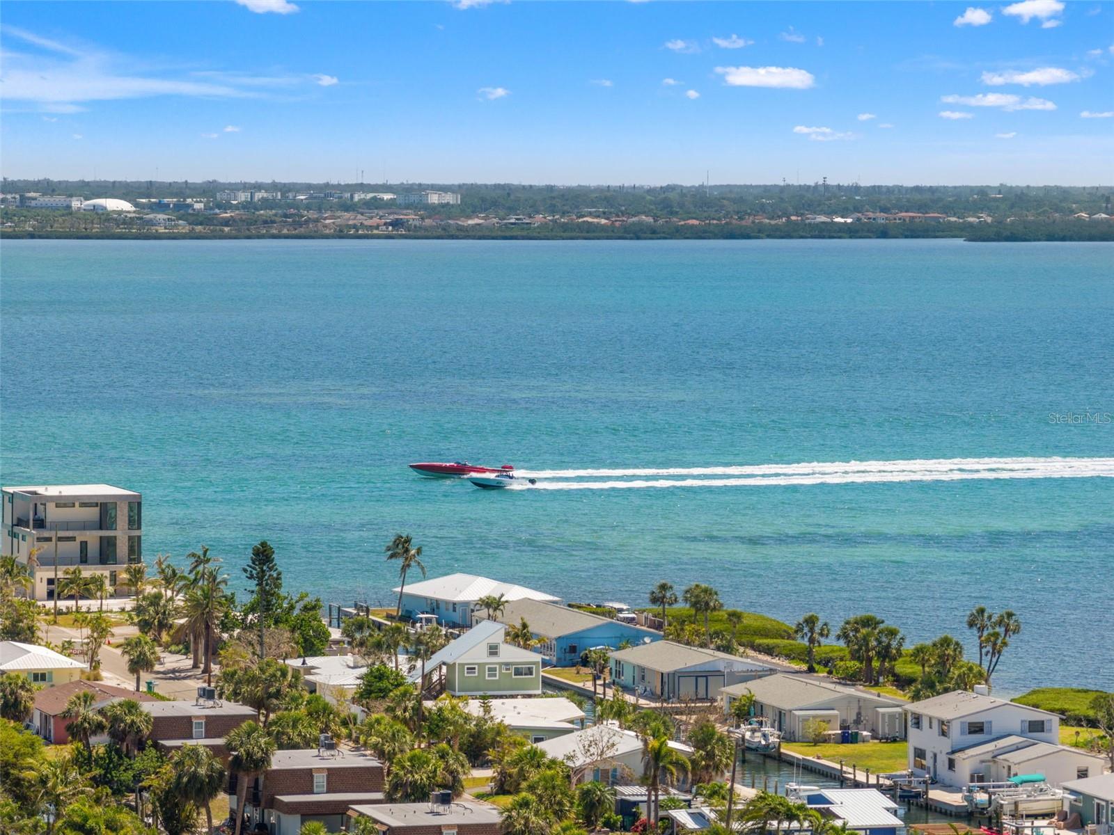LONGBOAT KEY - Residential
