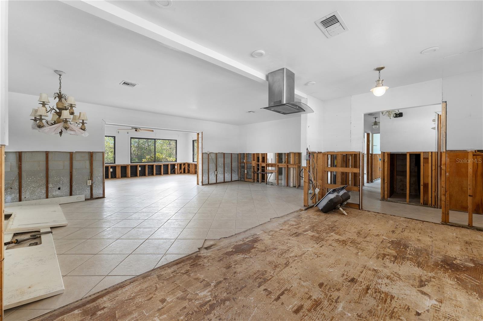 LONGBOAT KEY - Residential