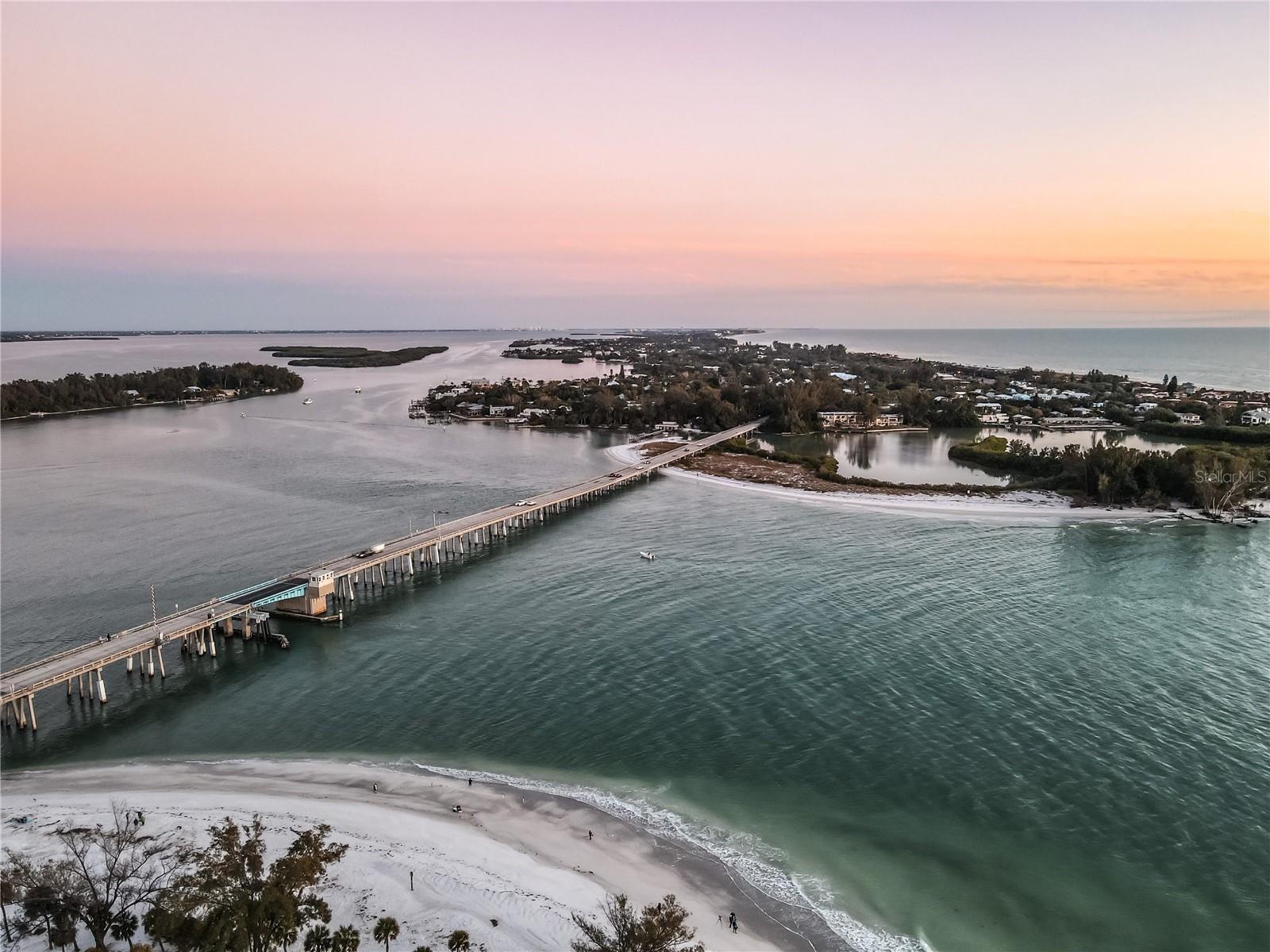 LONGBOAT KEY - Residential
