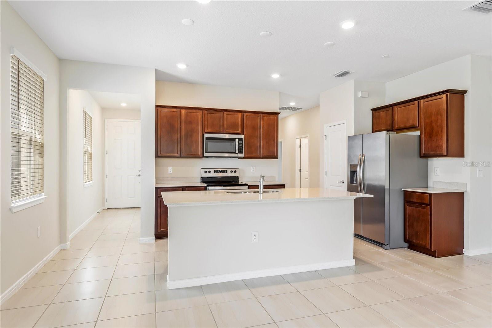 2365 PALM PARK LOOP