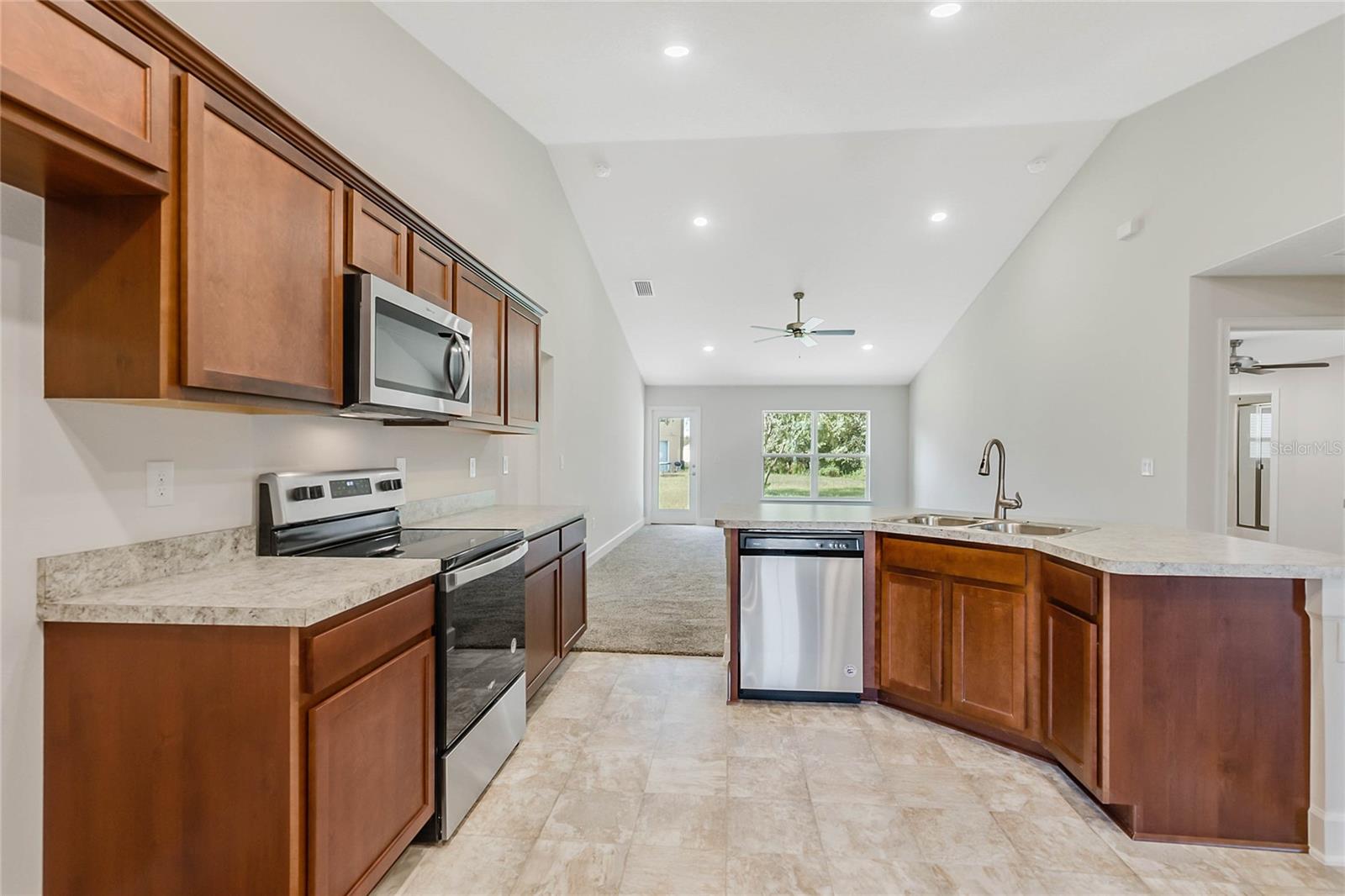 POINCIANA NBRHD 06 VILLAGE 07 - Residential Lease