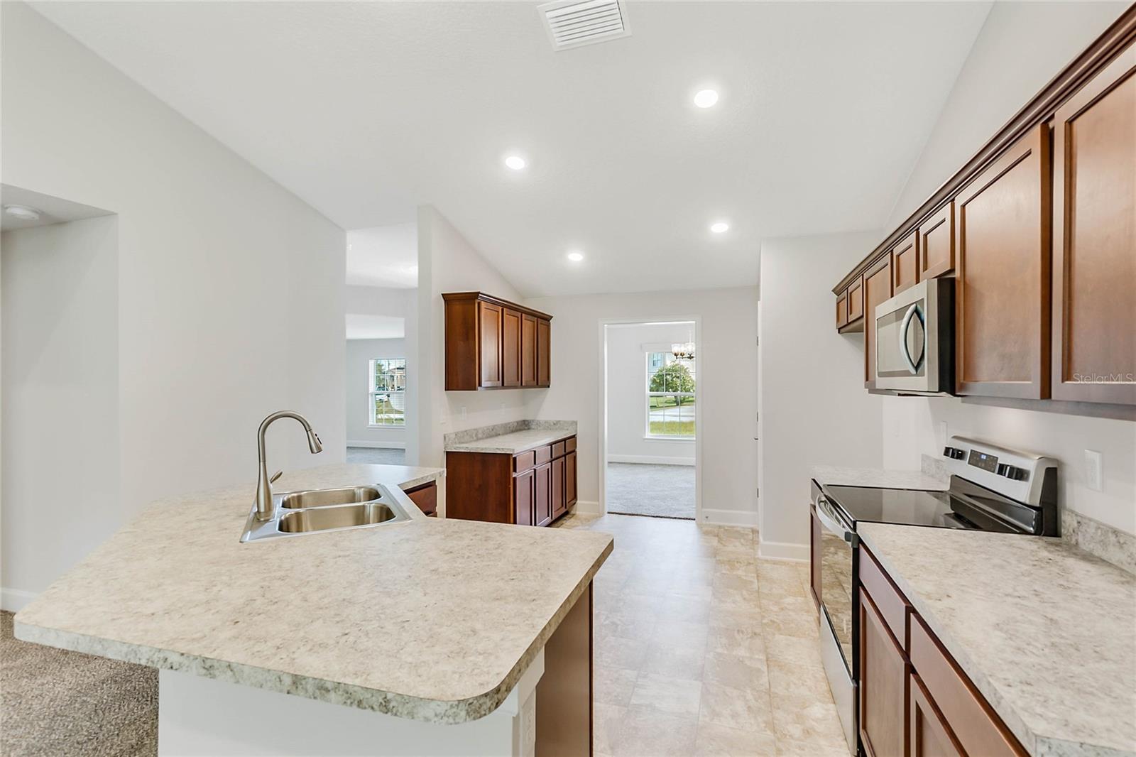 POINCIANA NBRHD 06 VILLAGE 07 - Residential Lease