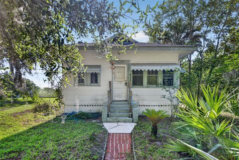 Photo of 1059 Bedell Avenue, Lake Helen, FL 32744 (MLS # O6419738)