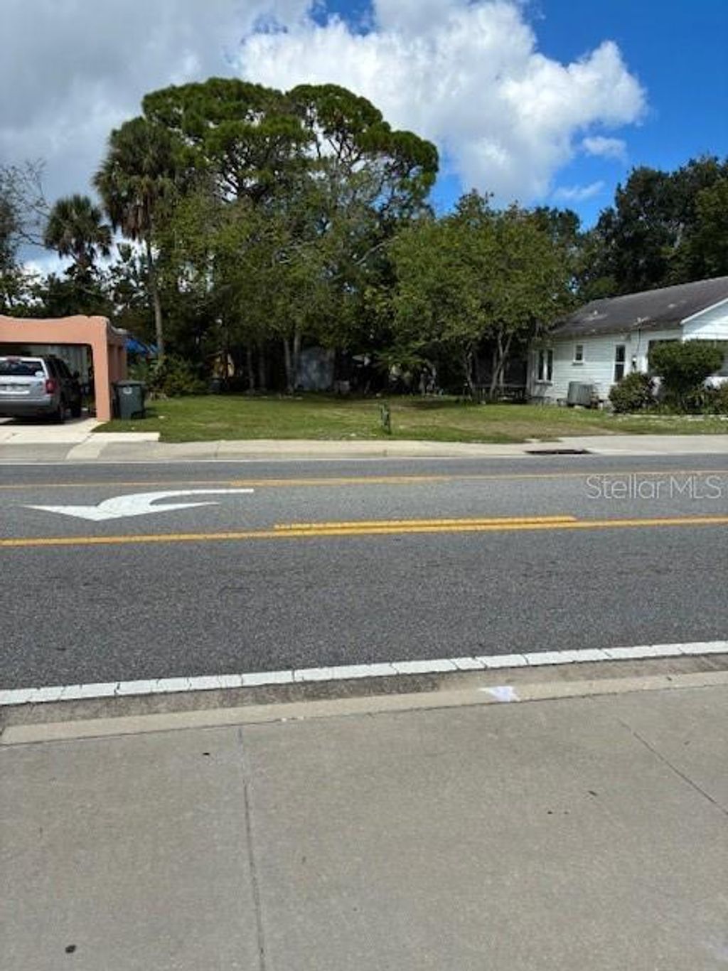 Photo of 638 Orange Avenue, Daytona Beach, FL 32114 (MLS # O6354132)